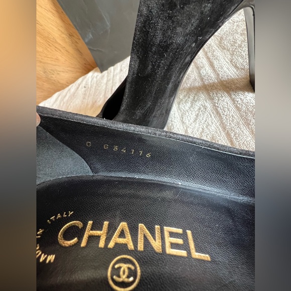Chanel Cap Toe Blk Suede  Platform High Heel Round Toe W Pump size 9.5 - Picture 14 of 16